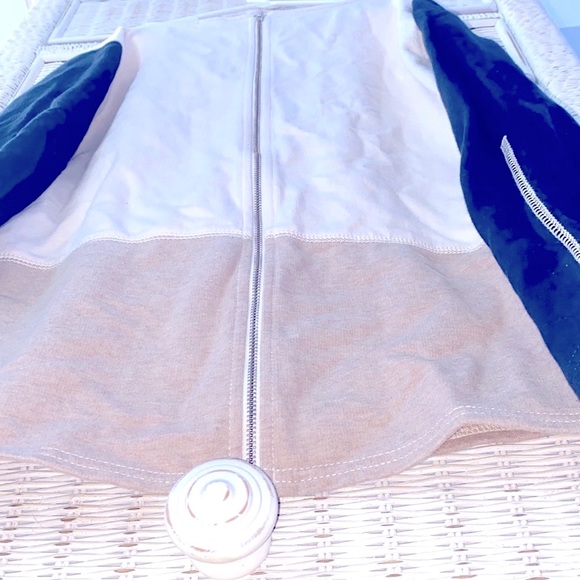 Woman’s J.Crew Color Block Long-Sleeve T-Shirt Size XXS - Picture 4 of 8